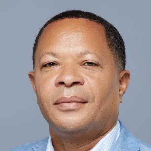 Les Mullings